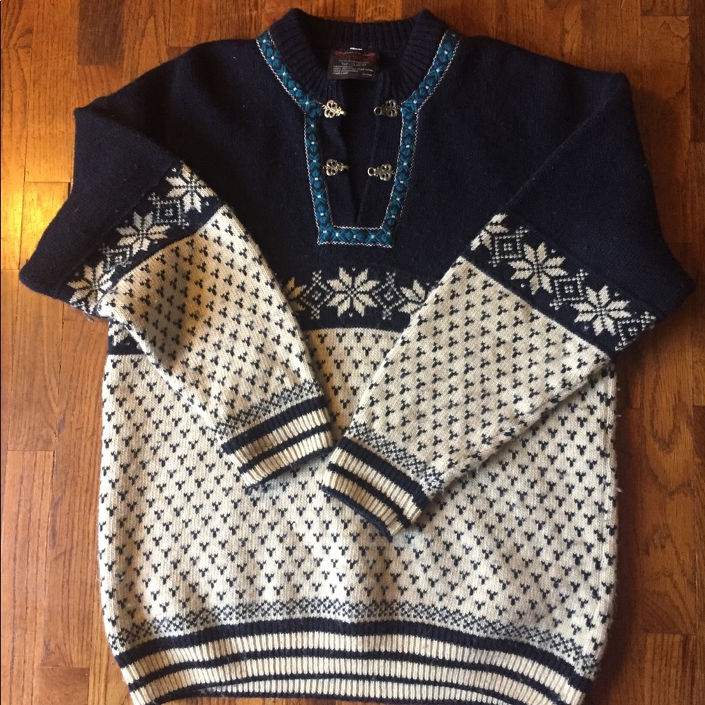 Men’s Navy Norwool pullover sweater